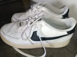 Tenis Nike Air Force 1 Blancos y Negros