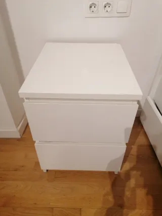 Mesita de noche Ikea Malm blanca