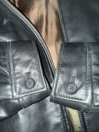 Chaqueta de cuero negra