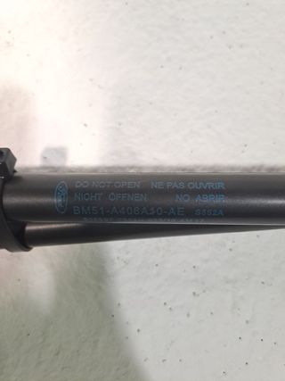 AMORTIGUADORES MALETERO / PORTON FORD FOCUS (5)