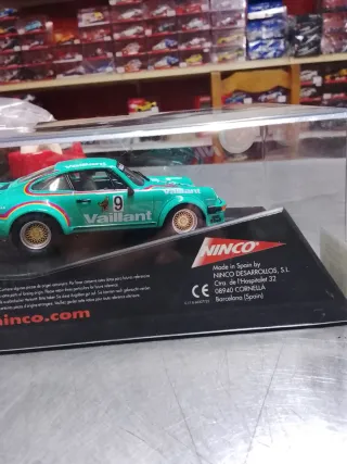 Ninco Porsche 934 Vaillant