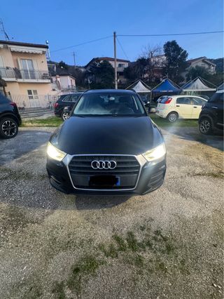 Audi Q3 2015