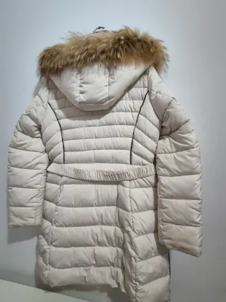 Piumino donna beige con pelliccia