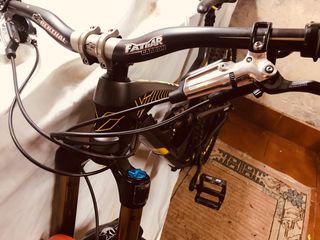 YT Capra Bicicleta Enduro talla L.