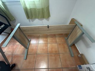 Base de mesa de escritorio de madera y metal