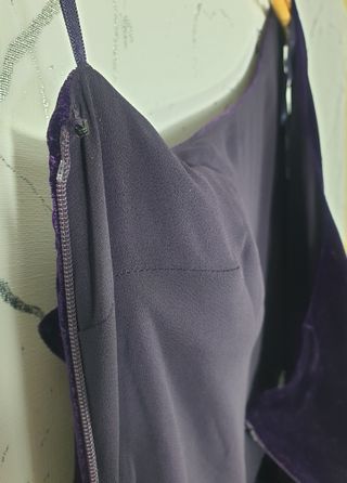 Mono terciopelo asimétrico morado nuevo