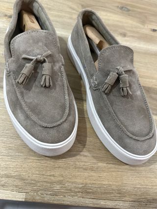 Mocasines de piel con flecos