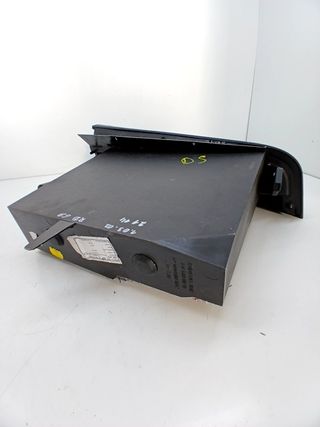 GUANTERA MERCEDES-BENZ VANEO (414)