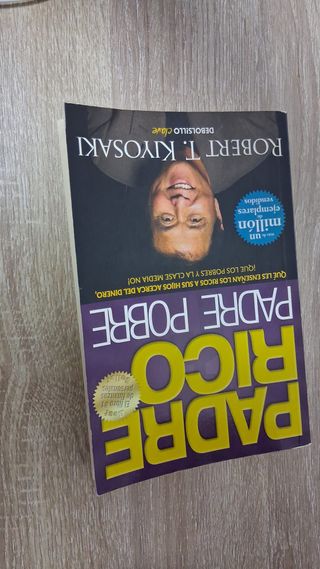 Padre Rico, padre Pobre: Qué les enseñan los ri...