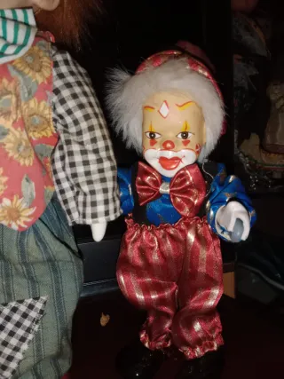 Lote payasos vintage. Uno de los pequeños dañado.