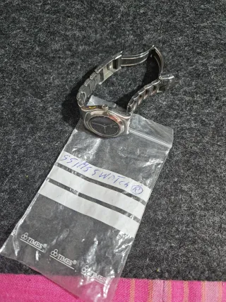 Orologio da polso Swatch SSI/M5 con cinturino metallico