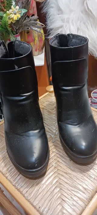 Botines negros tacón alto