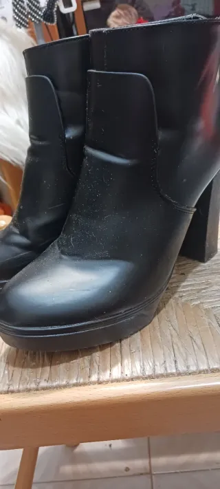 Botines negros tacón alto