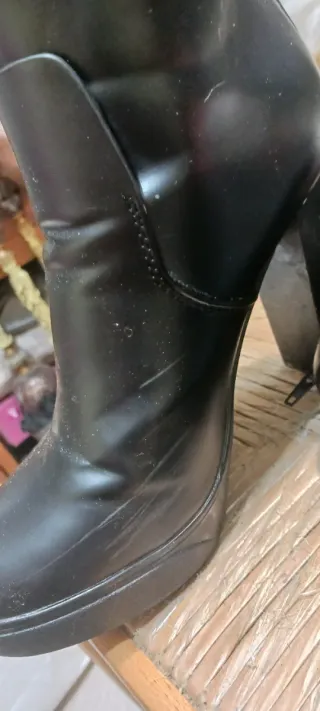 Botines negros tacón alto