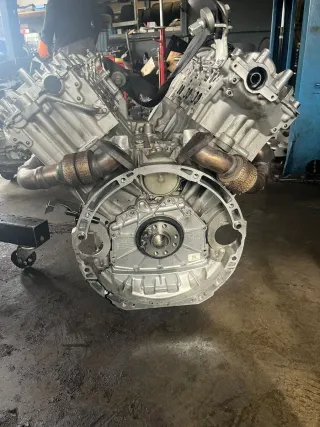 Motor Mercedes
