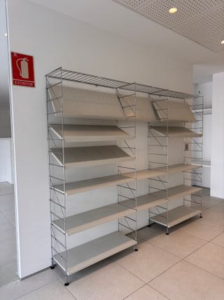 Estantería Tria modular nueva.