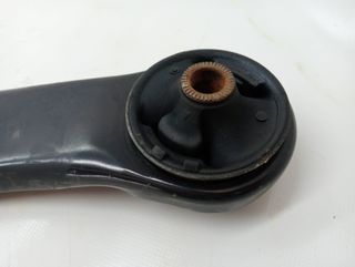 BRAZO SUSPENSION INFERIOR DELANTERO IZQUIERDO TOYOTA COROLLA (3)