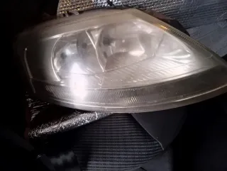 Faro derecho Citroën C3 2007