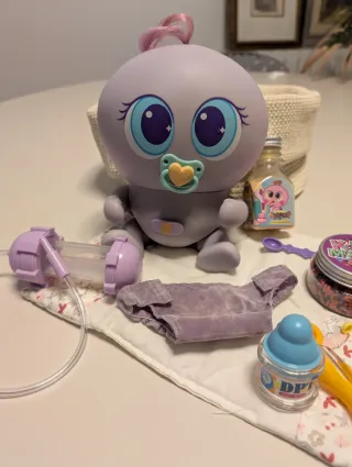 Muñeca Poposh-k Morada con Accesorios