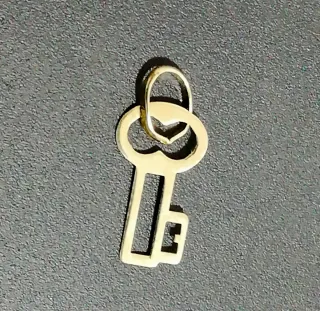 Colgante Llave Oro 18k