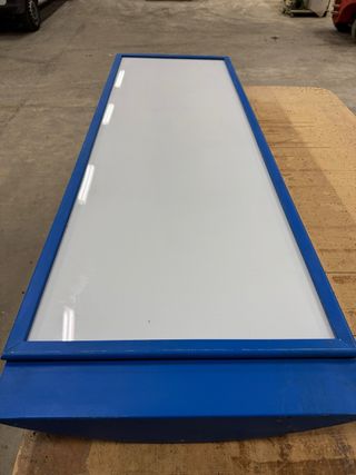 Panel Publicitario con Iluminación