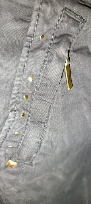 Pantalón vaquero azul, finos de verano.