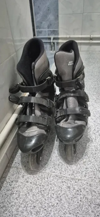 Patines en línea negros
