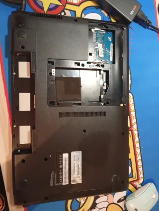 Leer Portátil Samsung Intel Core i3 piezas