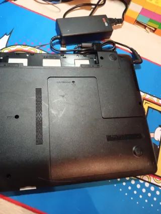 Leer Portátil Samsung Intel Core i3 piezas