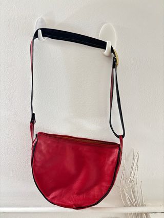 Borsa a tracolla rossa mezzaluna