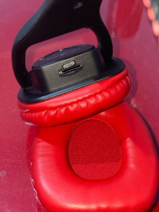 Cuffie Bluetooth Tek One Nere e Rosse