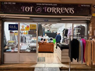 Traspaso tienda textil + paquetería rentable