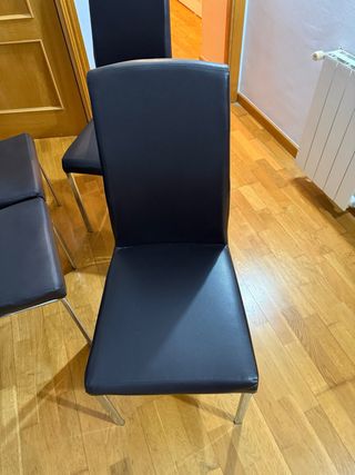 Juego de 4 sillas de comedor negras