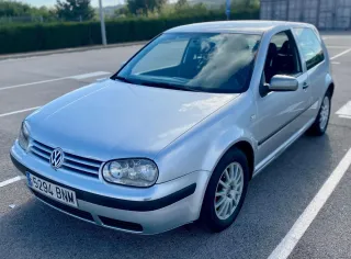 Volkswagen Golf 2002