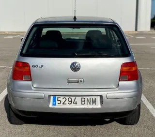Volkswagen Golf 2002