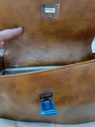 Bolso de mano o hombro marrón
