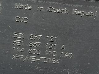 GUANTERA SKODA OCTAVIA COMBI (5E5)