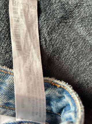 Short mujer Bershka roto verano