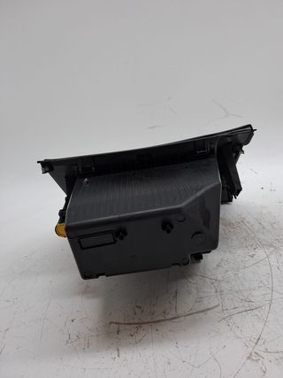 GUANTERA PEUGEOT 2008 (P1) (3)