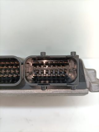 CENTRALITA MOTOR UCE VOLKSWAGEN PASSAT BERLINA (3B2)