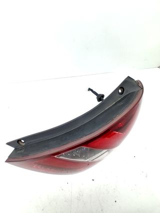 PILOTO TRASERO DERECHO HYUNDAI I20 (2)