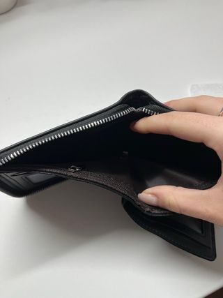 Cartera Negra con Cremallera