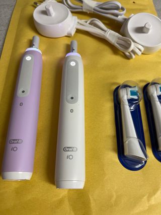 2 Cepillos Dentales Eléctricos Oral-B iO Series 4