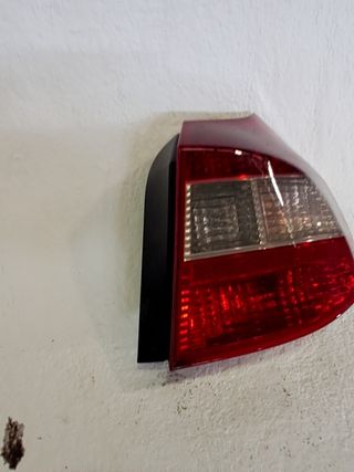 PILOTO TRASERO DERECHO BMW SERIE 1 BERLINA (E81/E87) (2)
