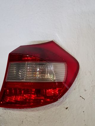 PILOTO TRASERO DERECHO BMW SERIE 1 BERLINA (E81/E87) (2)