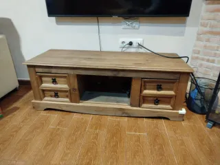 3 Muebles para salón rústico madera.