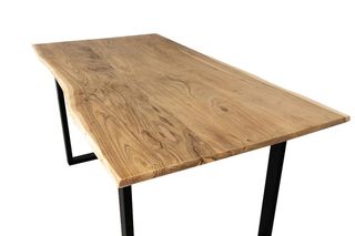 Mesa de Comedor de Madera