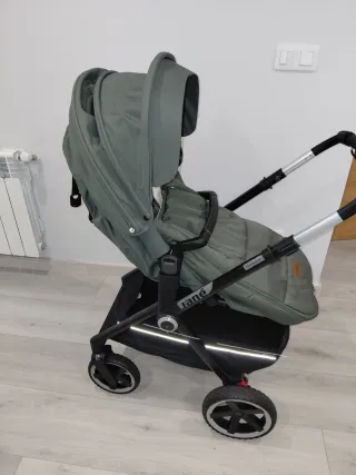 Carrito de bebé Jané color verde