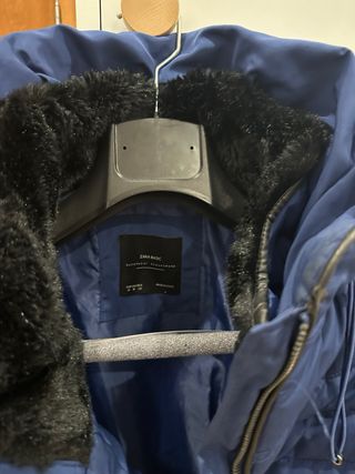 Chaqueta Zara azul acolchada
