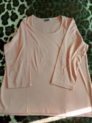 Camiseta manga 3/4 rosa con pedrería